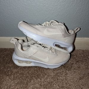 Nike Air Max INTRLK Lite Phantom/White/Light Grey/Sail Women's Sz 5.5